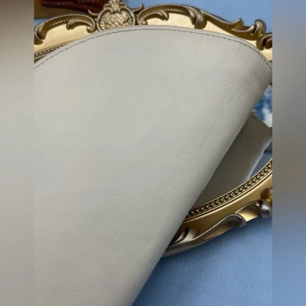🆕 CULT GAIA 🧿 NWOT Ryka Sculptural Shoulder Bag, Off White Leather